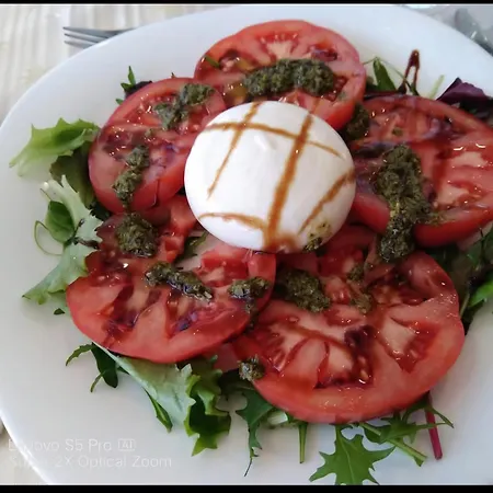 Stay With Me Women Only Room Parking Childrens Pets Welcom