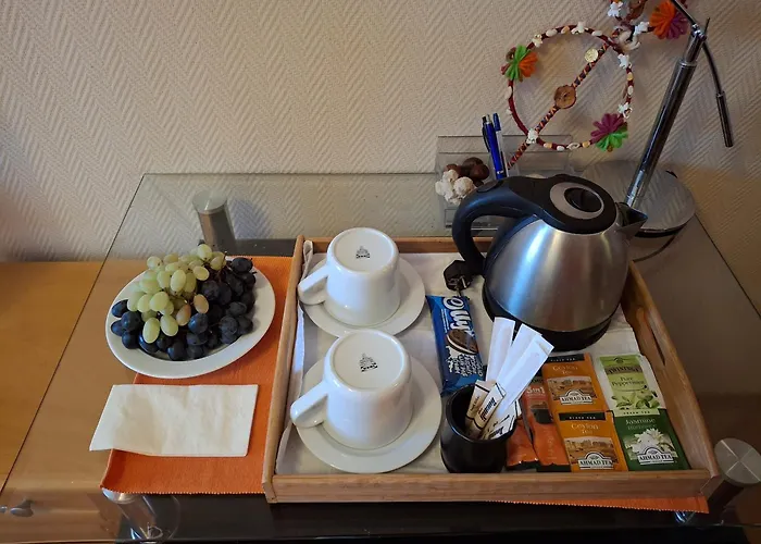 Проживание в семье Stay With Me Women Only Room Parking Childrens Pets Welcom