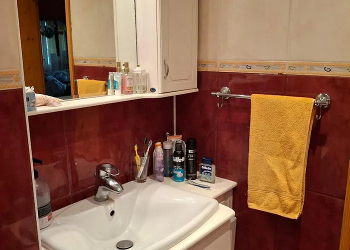 Проживание в семье Stay With Me Women Only Room Parking Childrens Pets Welcom София