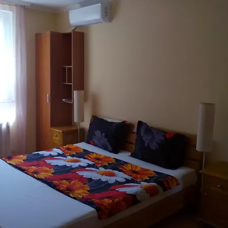 Women Only With Me υπνοδωμάτιο Da Letto Parking Pets Welcom * Szófia