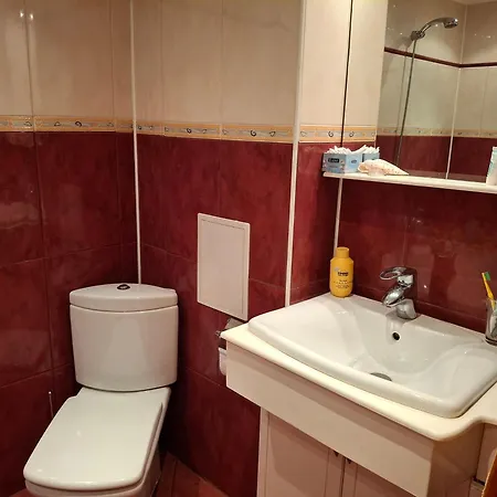 Kwatera prywatna Stay With Me Women Only Room Parking Childrens Pets Welcom *