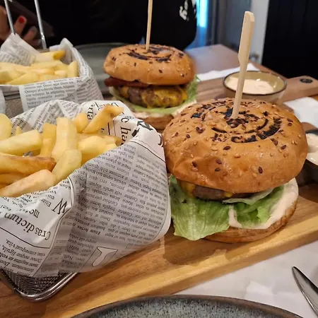 Women Only With Me υπνοδωμάτιο Da Letto Parking Pets Welcom *